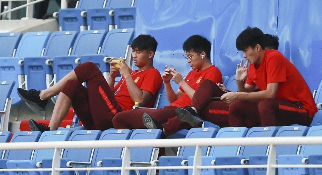 立竿见影！U19国青处理违规球员后力克中甲队，恒大小将立功