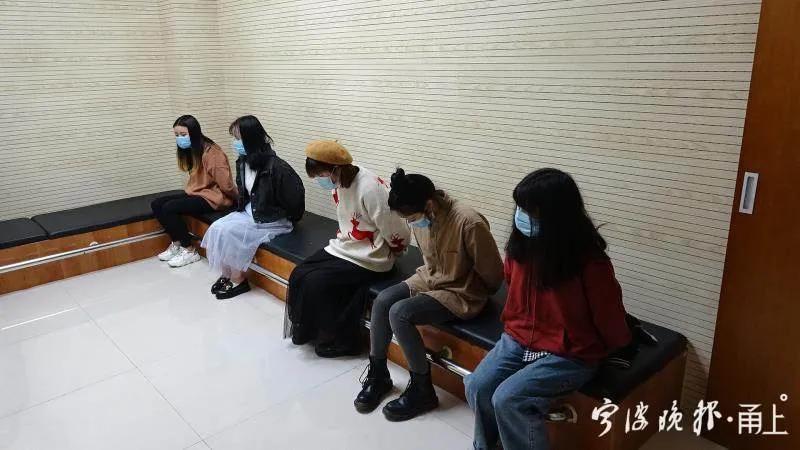 网警提醒：朋友圈免费领榴莲？这是拉人头进刷单群的陷阱！