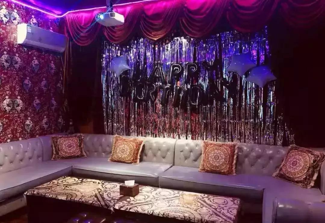 不要让我老板看见的简单文案,不能让老板看见的文案