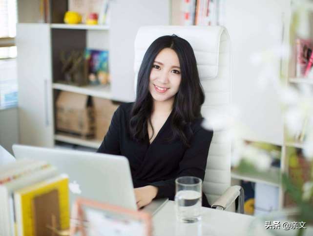 90后女富豪崛起23岁就坐拥7百亿,中国首个白手起家80后首富