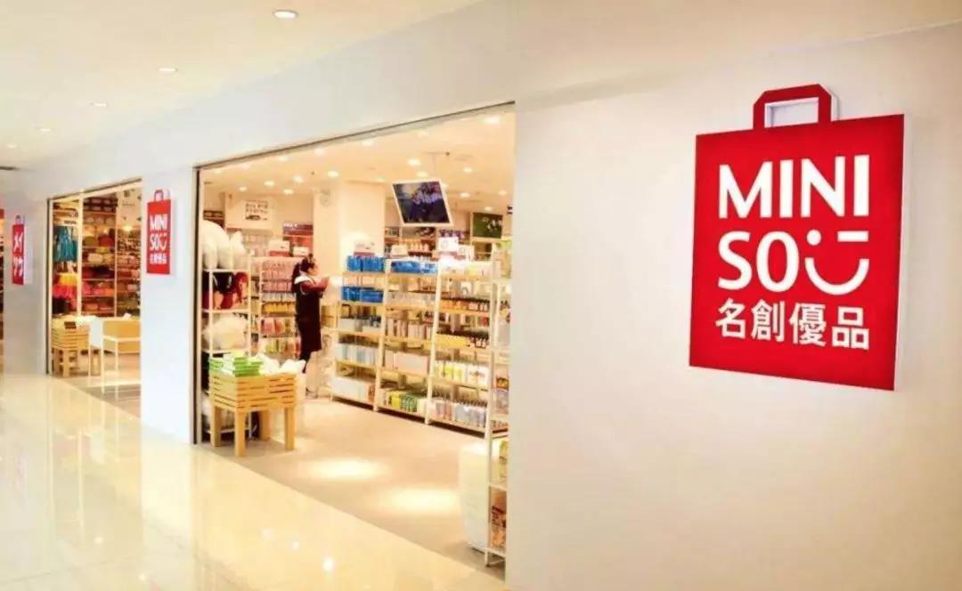 狂喷马云，爱看李嘉诚自传，他出身放牛娃如今却100亿身家