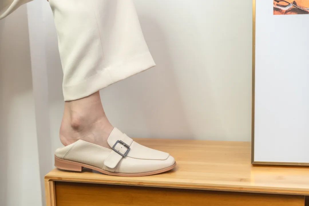 颜值高又好穿的鞋子推荐,春夏值得入手的10款鞋子