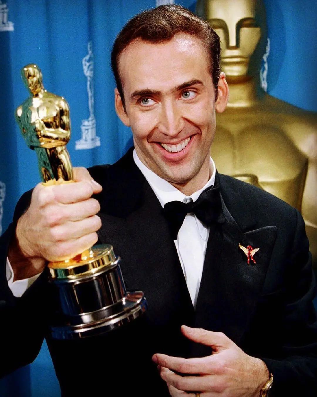 从龙套到影帝的真实经历,从龙套到影帝逆袭成功的原因