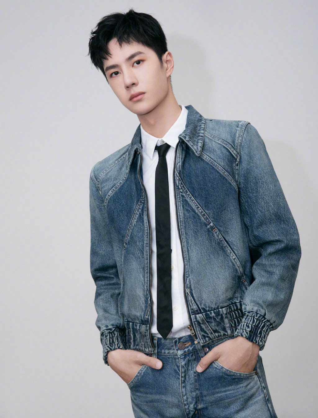 真正的男生穿搭,李现穿衣搭配风格男生