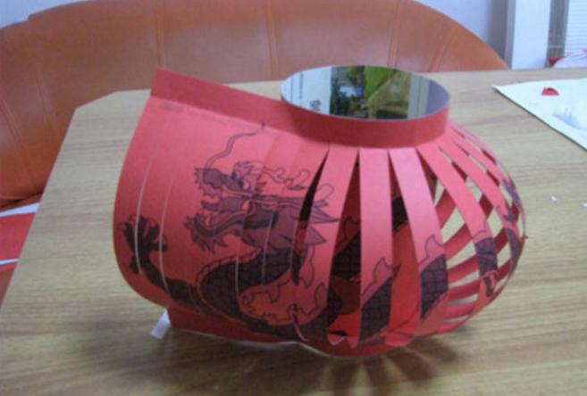 精美红灯笼，跟宝贝们一起做起来，还能学到很多新知识