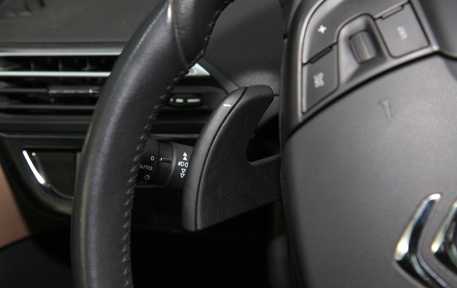 米花汽车,17款雪铁龙毕加索c4p试驾