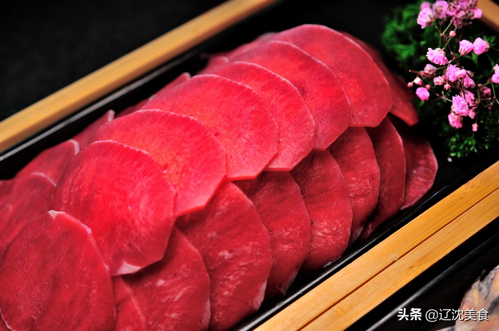 风靡北上广的湊湊火锅落户沈阳，茶饮加火锅，冬季里的真香