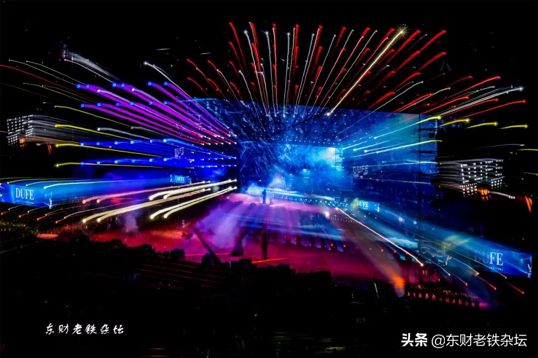 梦幻光雾山夜景演出,梦幻光影星空馆