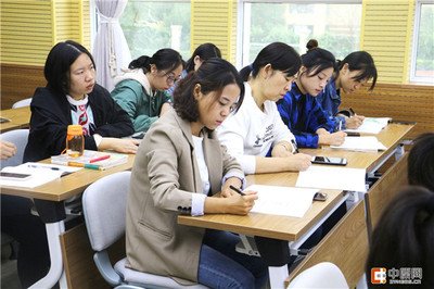 新教师听课主要听什么,教师高效听课小窍门是什么