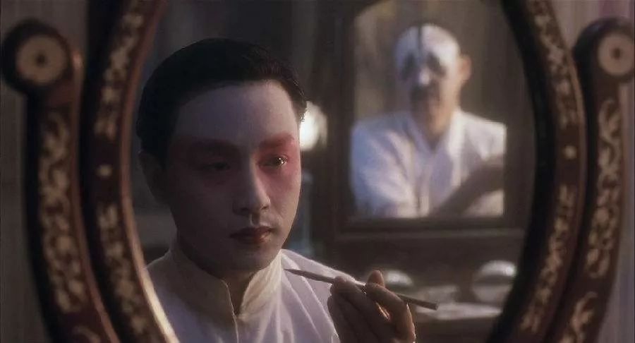 导演界有比张艺谋地位还高的吗,比张艺谋更老牌的导演有谁