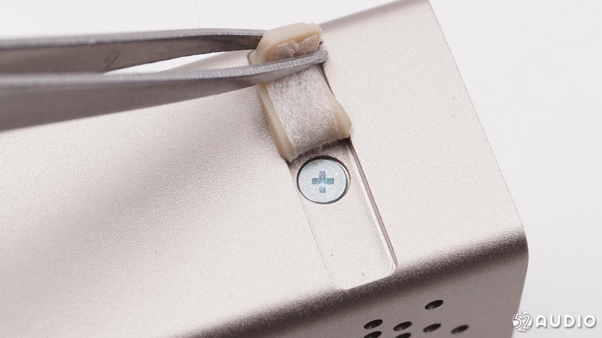 拆解报告小米小爱音箱万能遥控版,小米小爱蓝牙音箱拆解