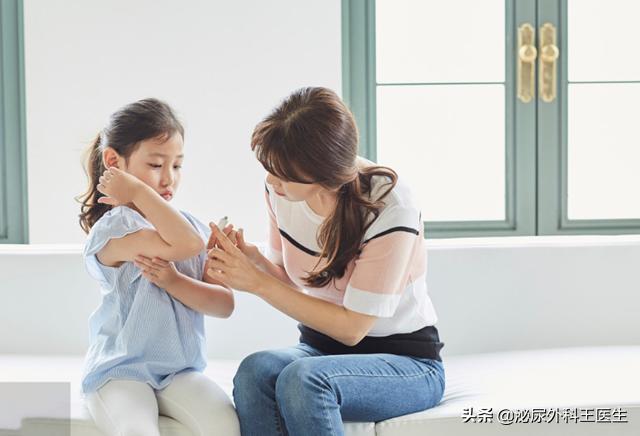 1%红霉素软膏作用与功效,红霉素软膏的价格高低功效相同吗