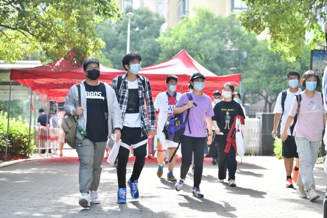 高考第一天，合肥这一幕幕刷屏