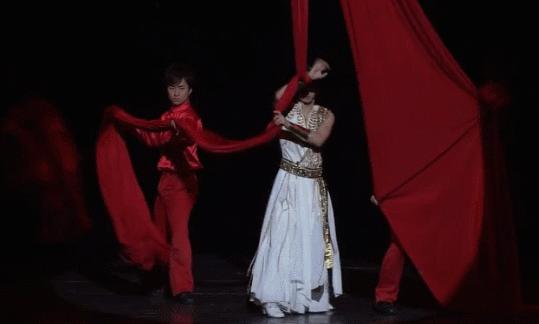 日本杰尼斯杂技男团,杰尼斯舞台杂技