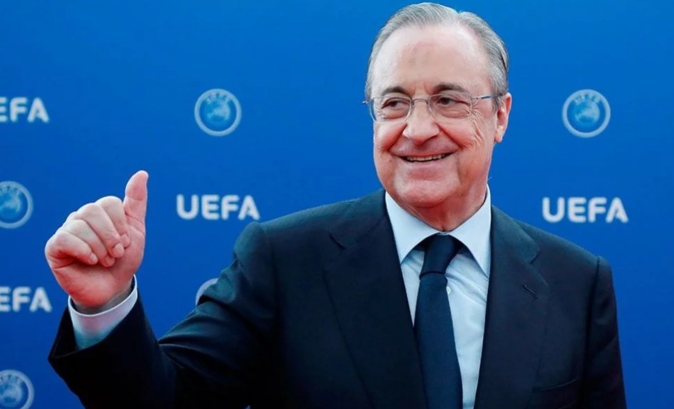 开天辟地形容的人物是谁,开天辟地与哪个人物有关