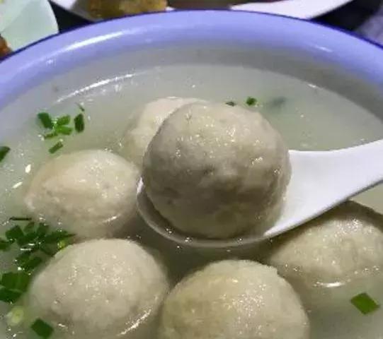 重庆旅游6天5晚团购价含往返机票,重庆出发1000元4天3晚的旅行