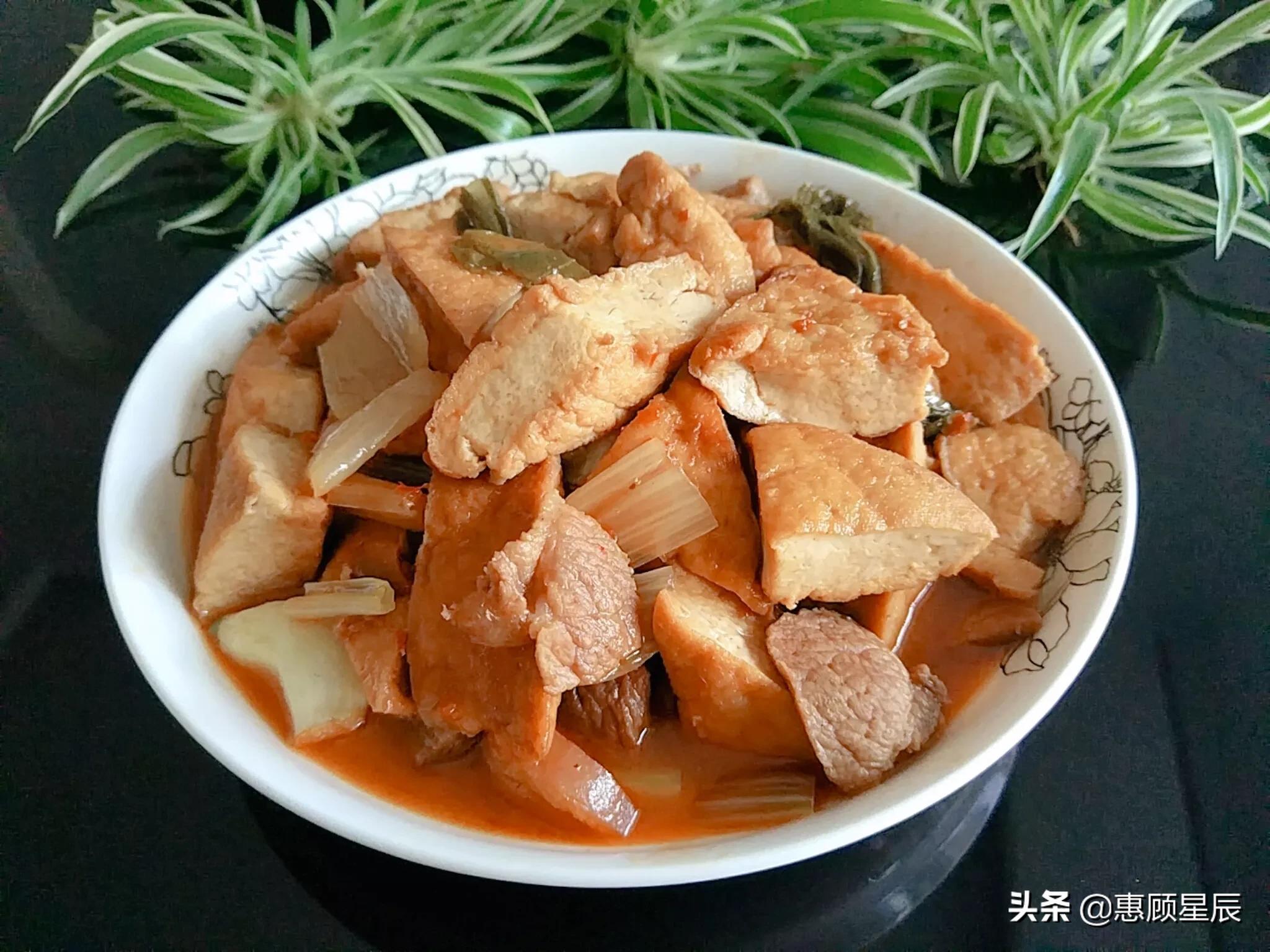 什么咸菜炖豆腐最好吃,正宗咸菜炖豆腐