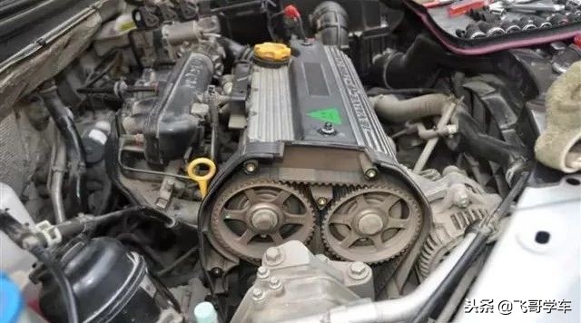 发动机更换正时皮带操作方法,东风标致4081.2t更换正时皮带视频