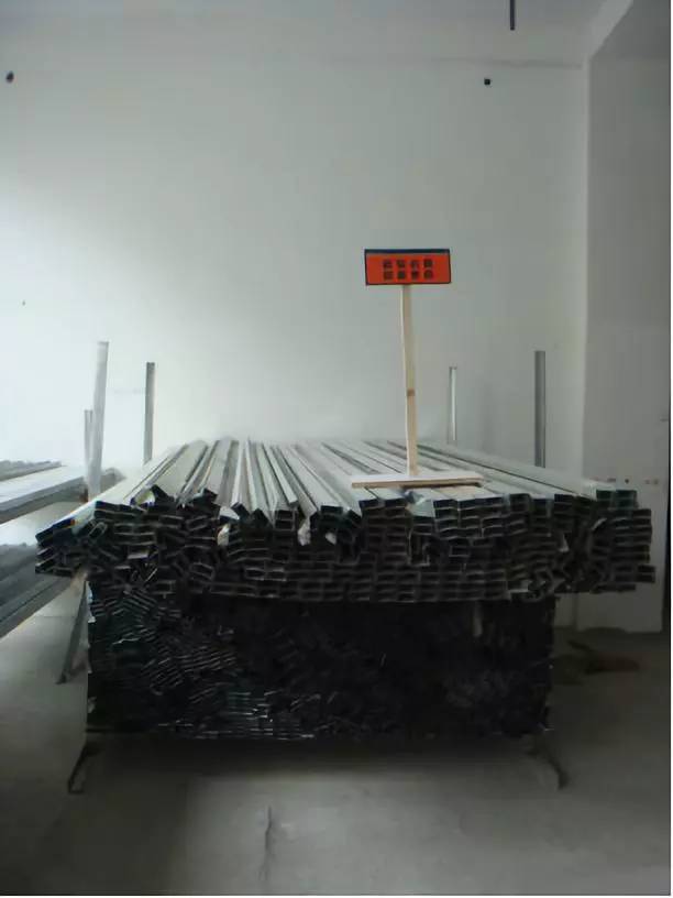 轻质隔墙底部导墙要求及规范,轻质隔墙施工国家规范要求