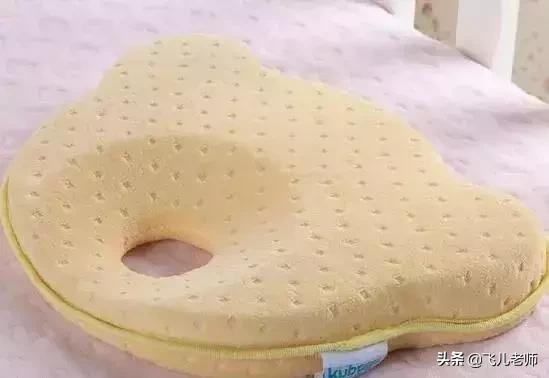 新生儿要不要睡矫正枕头,新生儿要定型枕吗