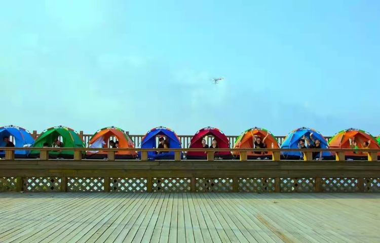 抓住假期的尾巴带上娃来一场露营,假期小尾巴带孩子去哪里玩