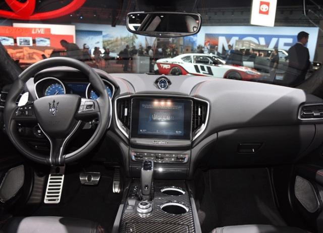 玛莎拉蒂最帅的一款四座超跑,玛莎拉蒂levante撩妹