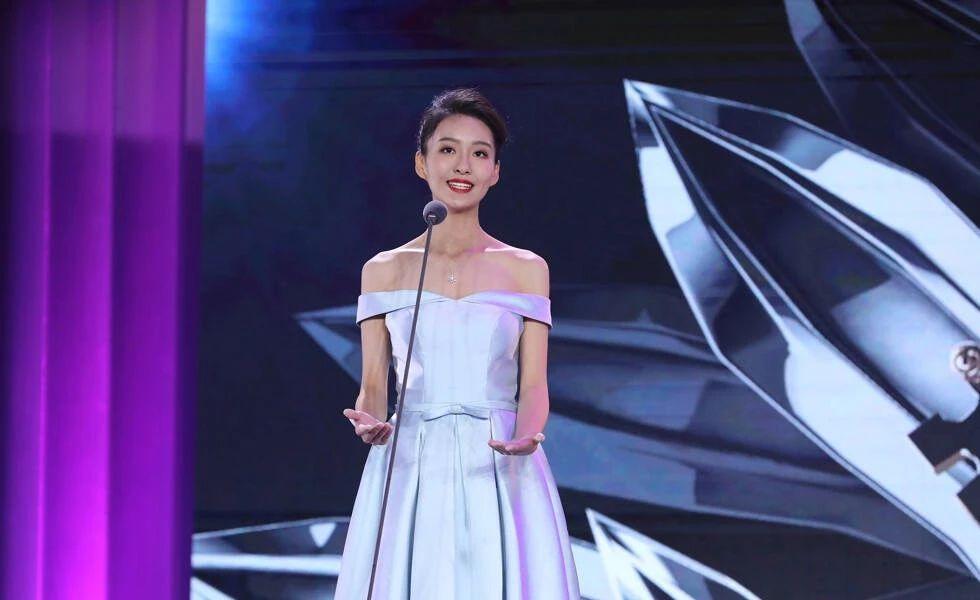 让鲁豫都想办法为难的小姐姐，到底什么来头？