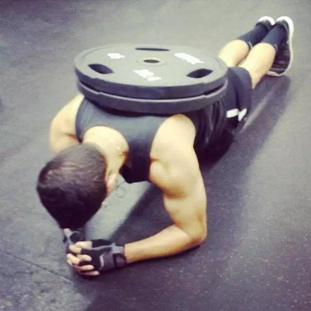 平板支撑每天练几分钟才有效,平板支撑每天练几分钟比较好