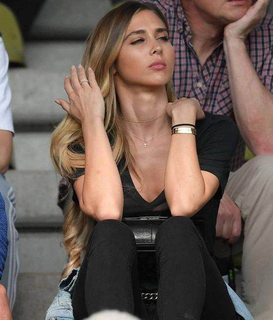 格策和凯瑟琳海边度假图片,格策和凯瑟琳海边度假图片大全