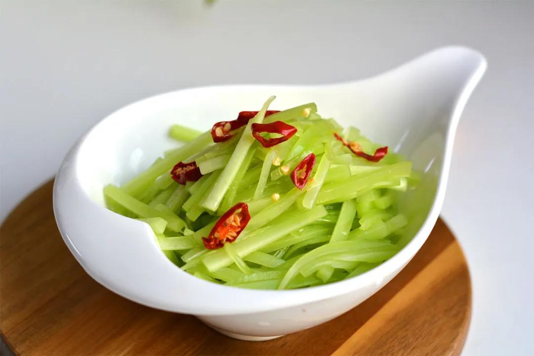 莴笋的10种家常做法值得你收藏,春天莴笋怎么炒好吃又脆