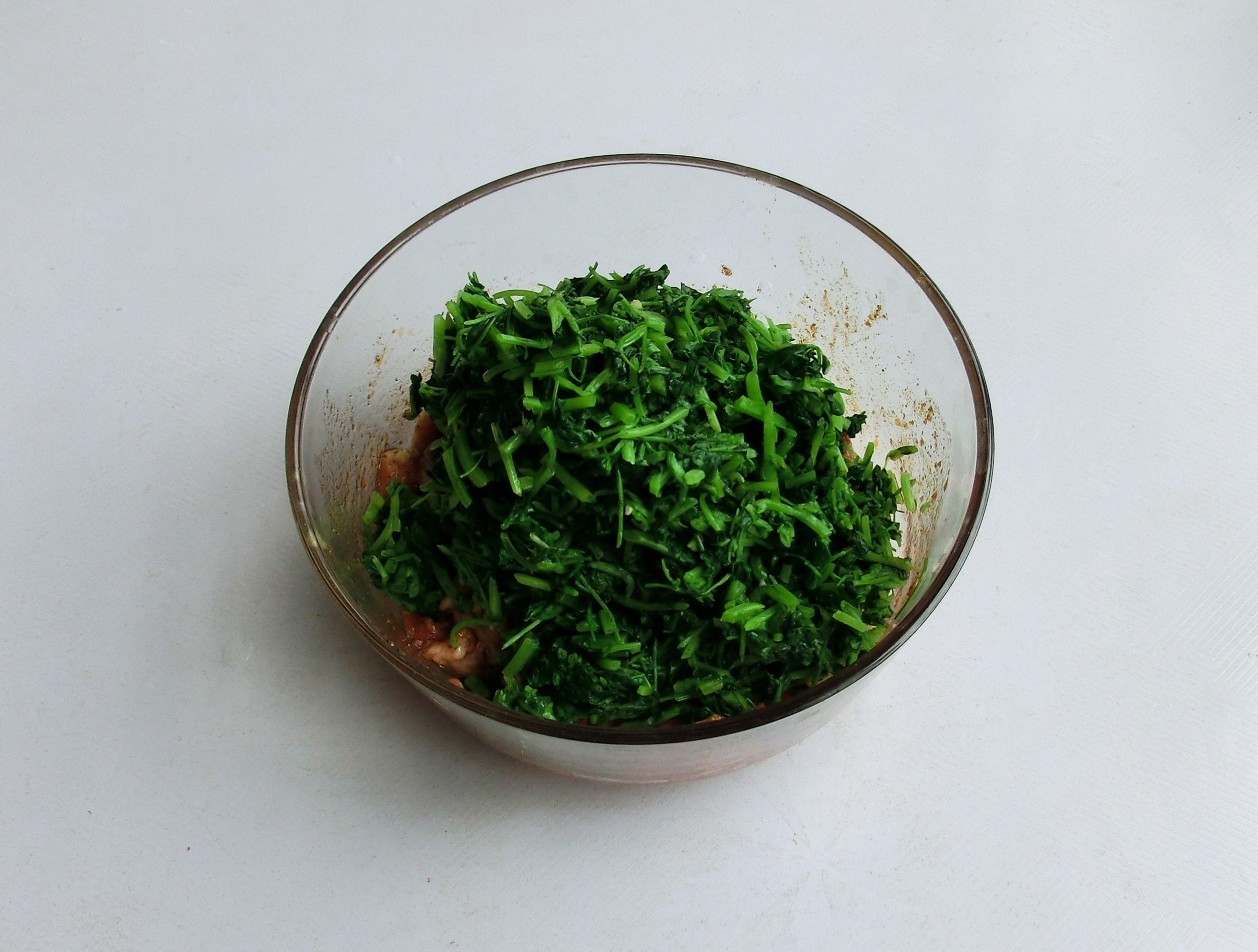 蒸包子的做法不要酵母粉,蒸包子时怎么让包子松软不塌陷