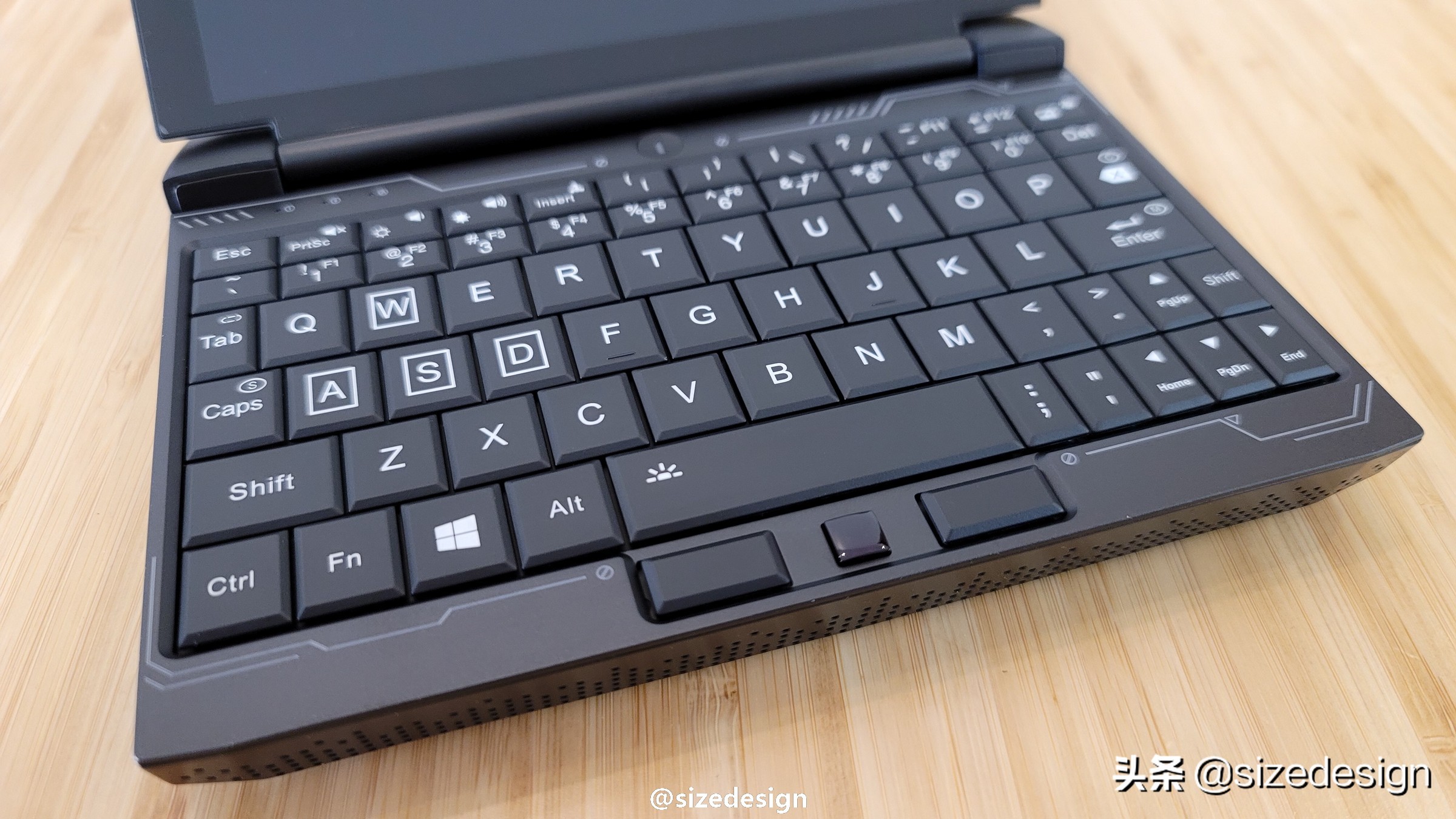 壹号本onegx1pro能玩什么游戏,壹号本one-gx1pro高达限定版