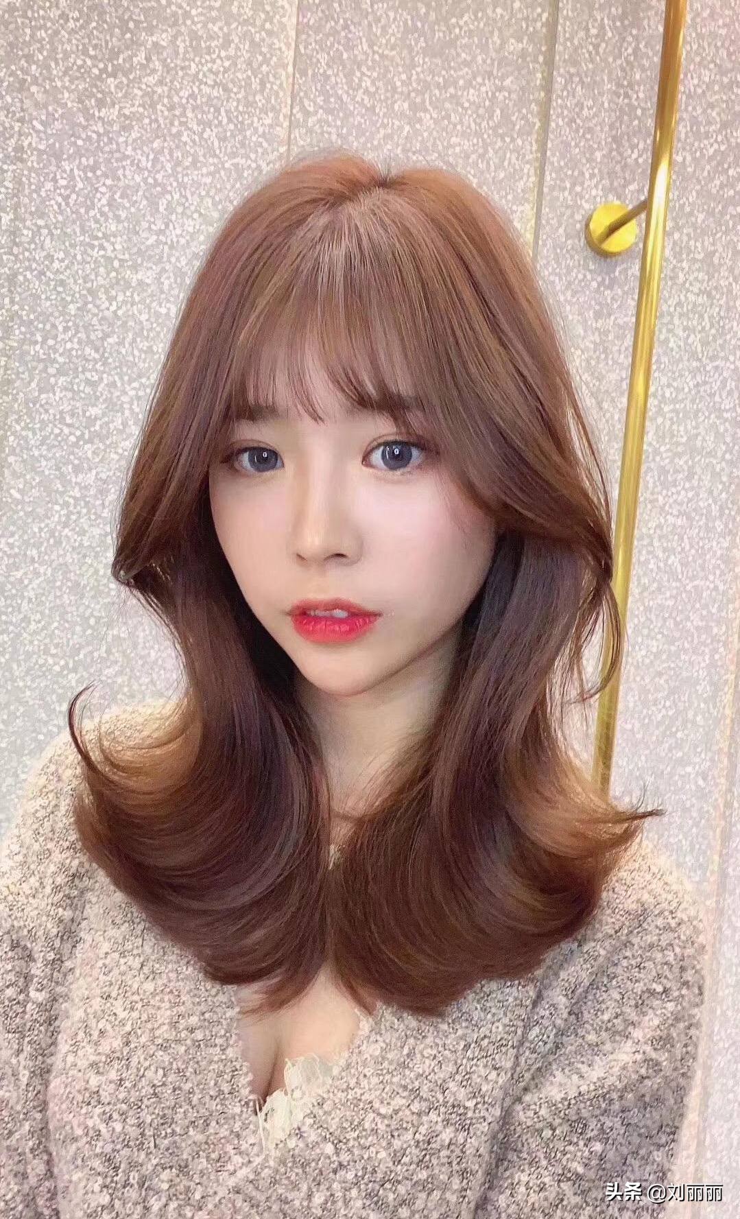 根据脸型跟你设计出更减龄的发型,看一遍就会的发型简单时尚又优雅