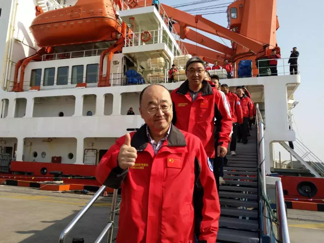 上体育课学生受伤谁负责,上体育课学生受伤学校有责任吗