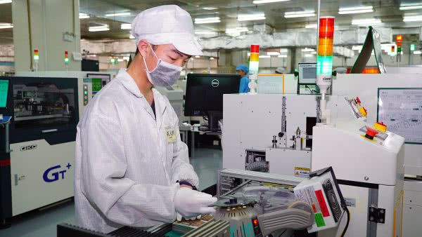 小米为啥会在廊坊富士康代工,小米9富士康车间