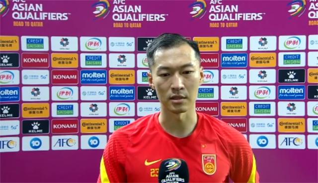 李铁感谢队员0比2落后没放弃,李铁赛后发言大家作何评价