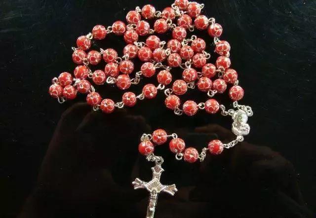 一招教你分辨老念珠,各种念珠详解