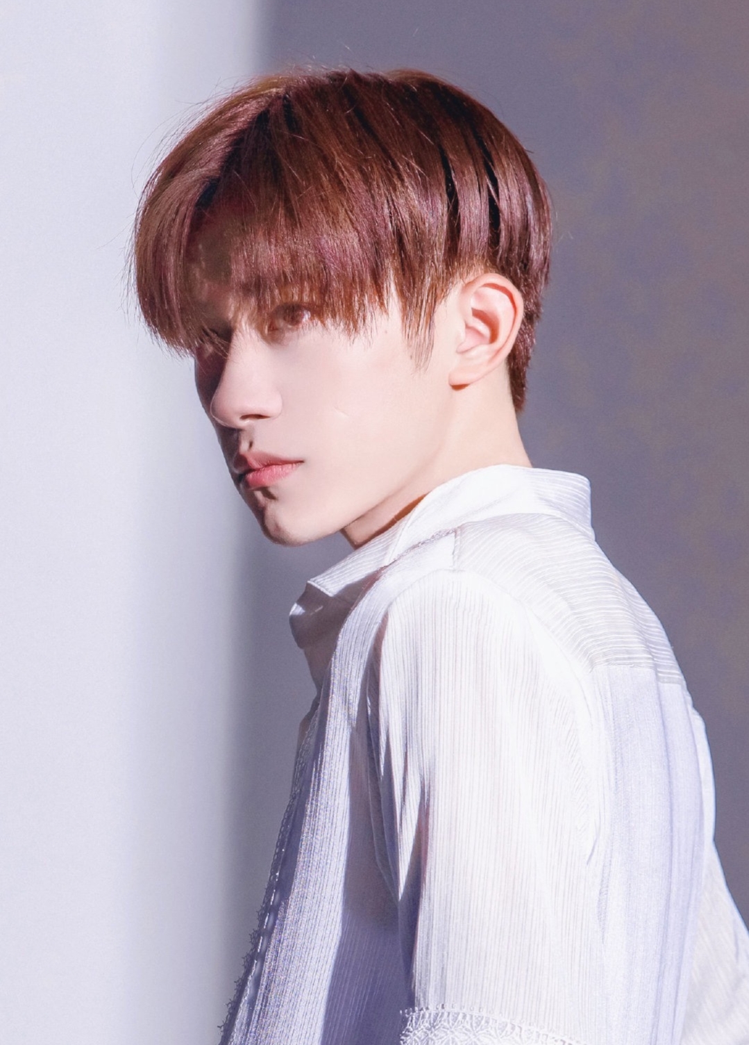 高冷霸气的易烊千玺,易烊千玺颜值即正义