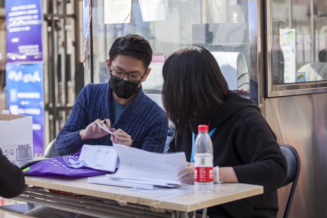 鍙屼簳棣栧煄鍥介檯,棣栧煄鍥介檯鍙屼簳