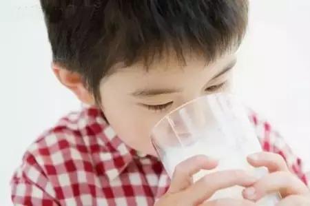 孩子遗传个子矮怎么能长高,如何打碎遗传基因让孩子长高