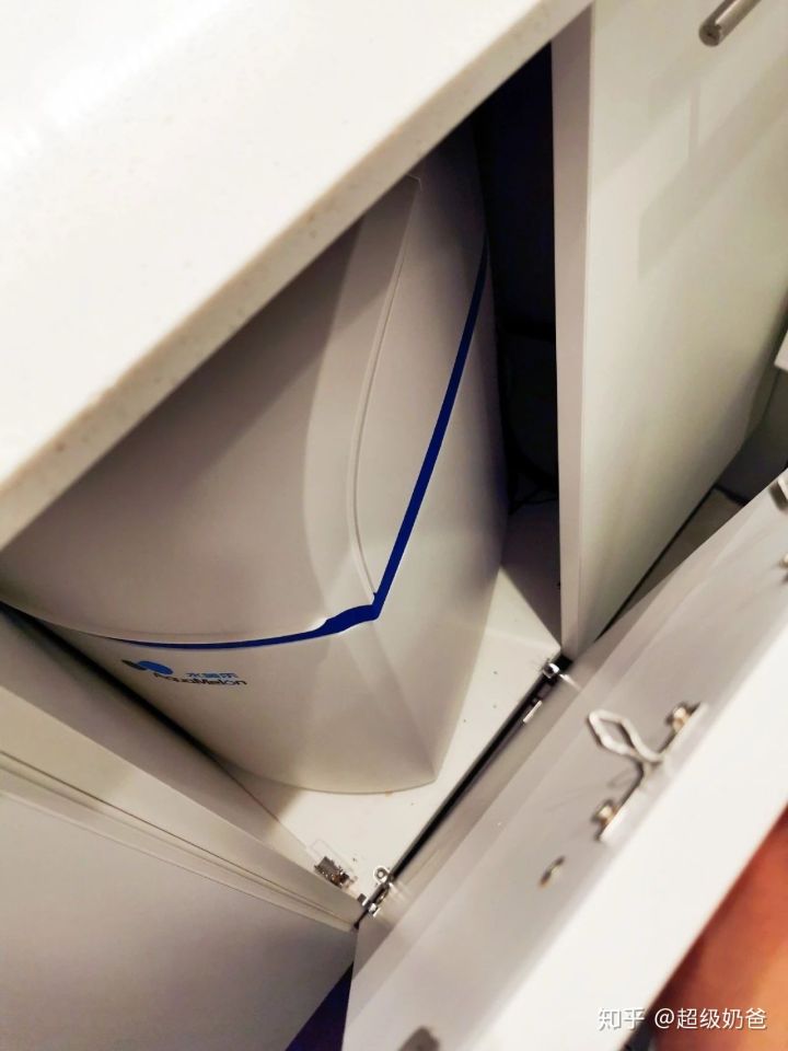 她买下40㎡自己住​，功能一个不少，却能住出100㎡的宽敞