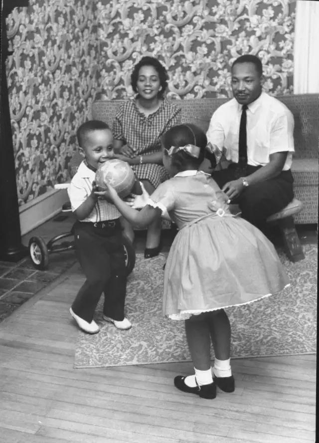 广东十虎黄飞鸿照片,黄飞鸿照片老照片