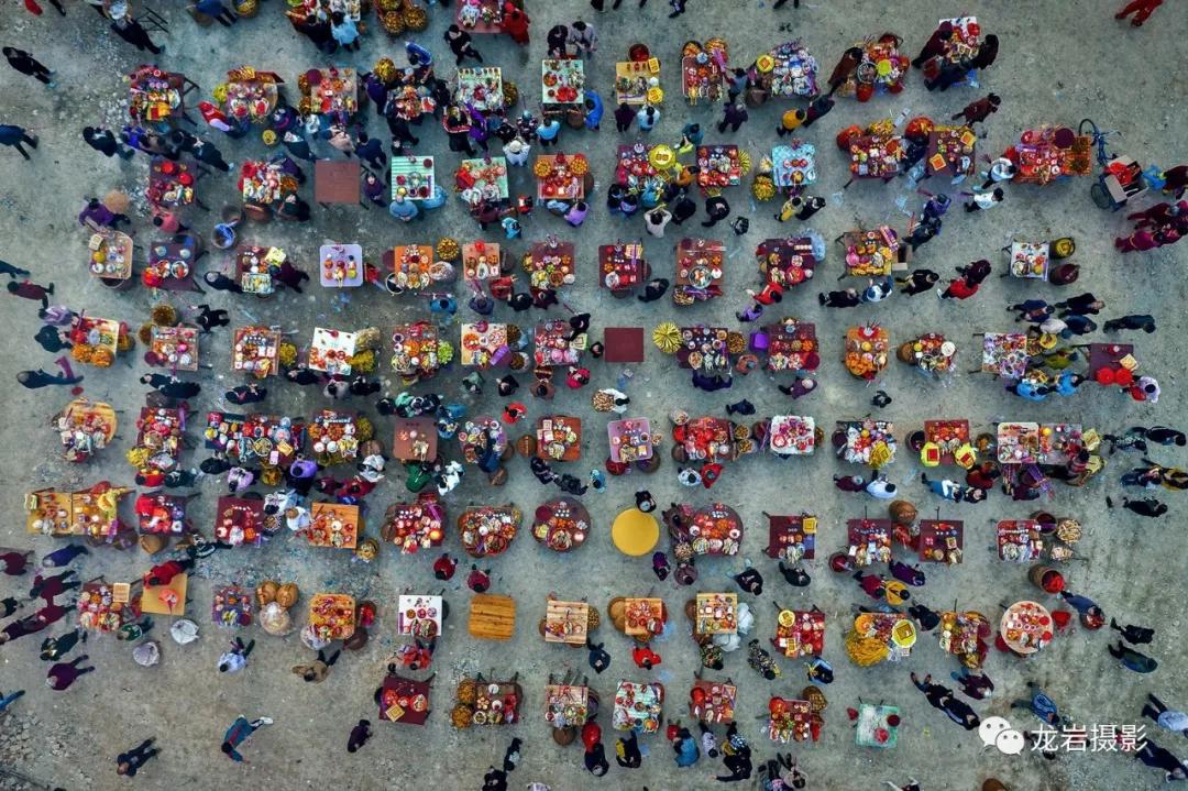 @龙岩人，让我们跟随无人机，一起飞跃闽西