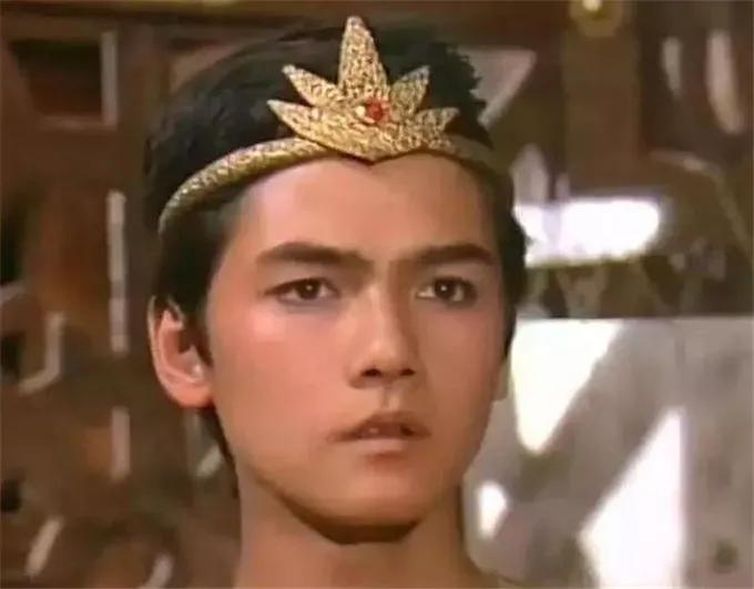 封神榜姜子牙都有谁演的,老封神榜姜子牙扮演者多少岁了