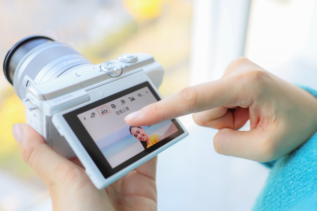 佳能eosm200测评,相机推荐入门佳能eosm200