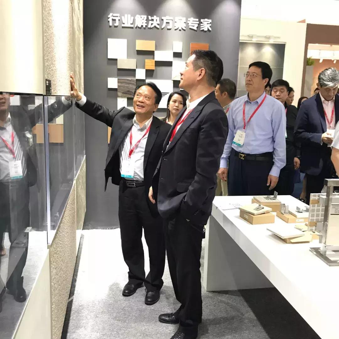 东鹏陶瓷新品有哪些,东鹏第九届中国佛山陶瓷工业年会