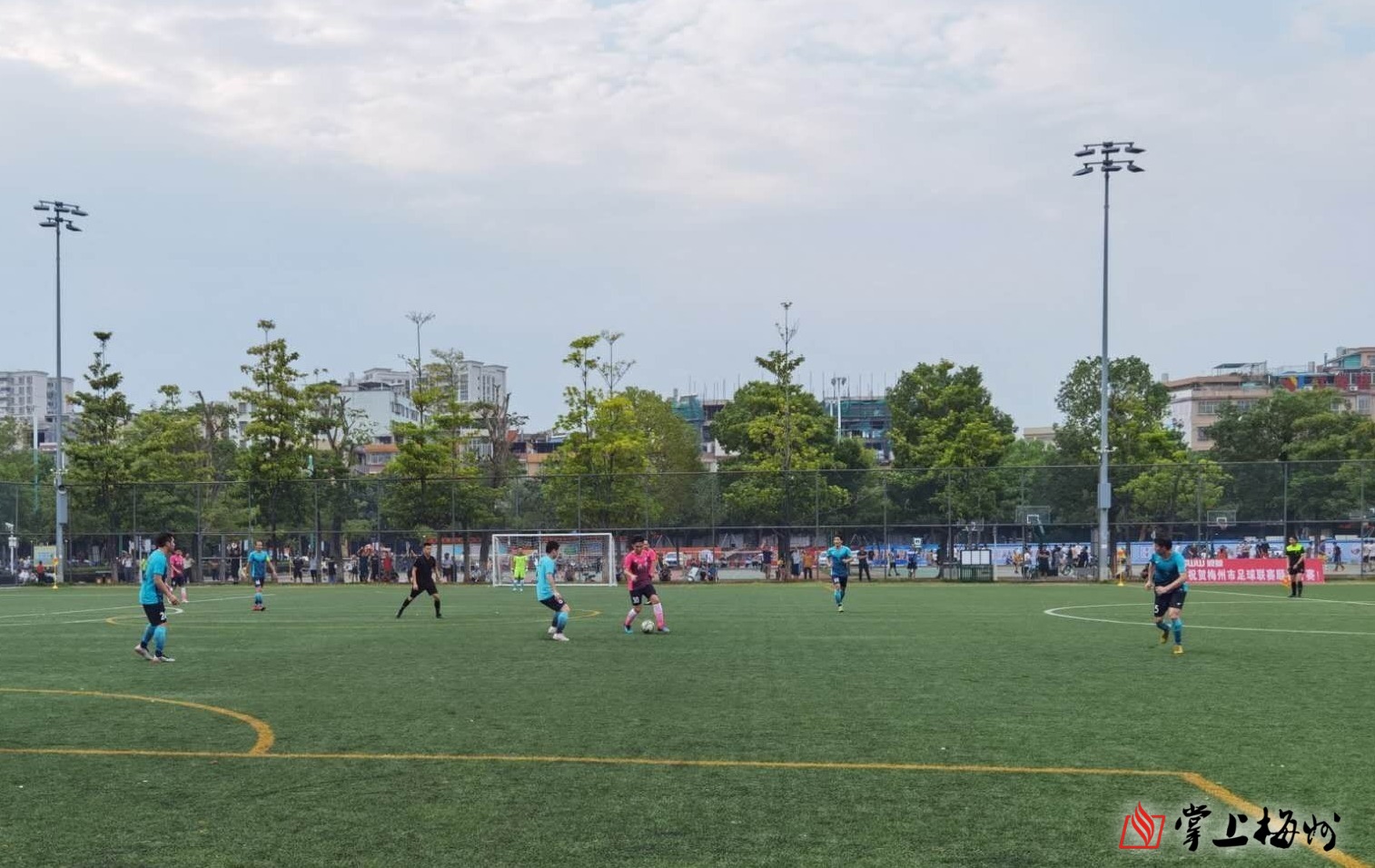 梅州足球联赛最新战况,梅州足球联赛兴宁主场收获两胜