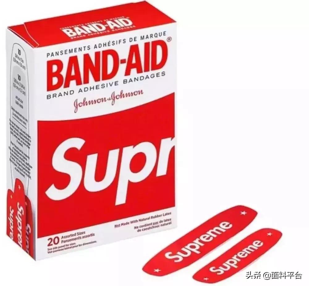 辣眼睛：“露奶衫”火了？一件4000元遭哄抢！太骚了