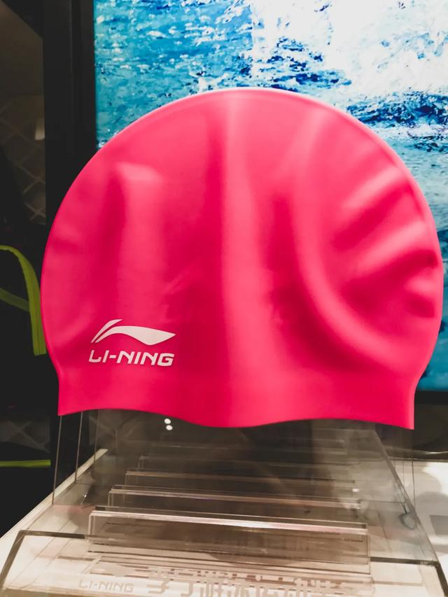 带宝宝潜水用什么泳镜,儿童初学潜水需要买泳帽吗