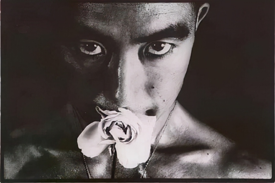 日本文学圈有多乱？芥川龙之介自杀后，仿佛按下文豪们的死亡开关